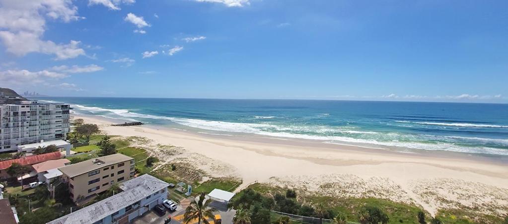 19Th Avenue On The Beach Gold Coast Eksteriør bilde