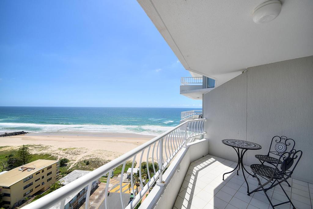 19Th Avenue On The Beach Gold Coast Eksteriør bilde