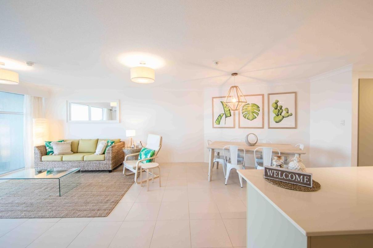 19Th Avenue On The Beach Gold Coast Eksteriør bilde