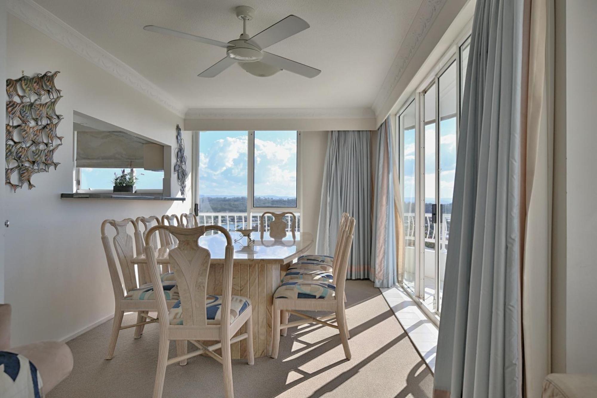 19Th Avenue On The Beach Gold Coast Eksteriør bilde