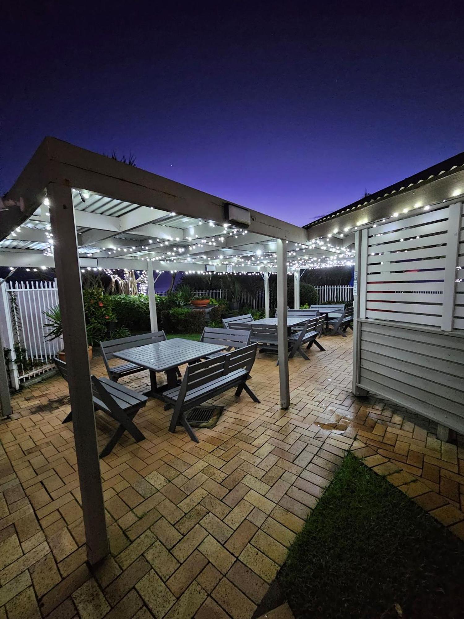 19Th Avenue On The Beach Gold Coast Eksteriør bilde