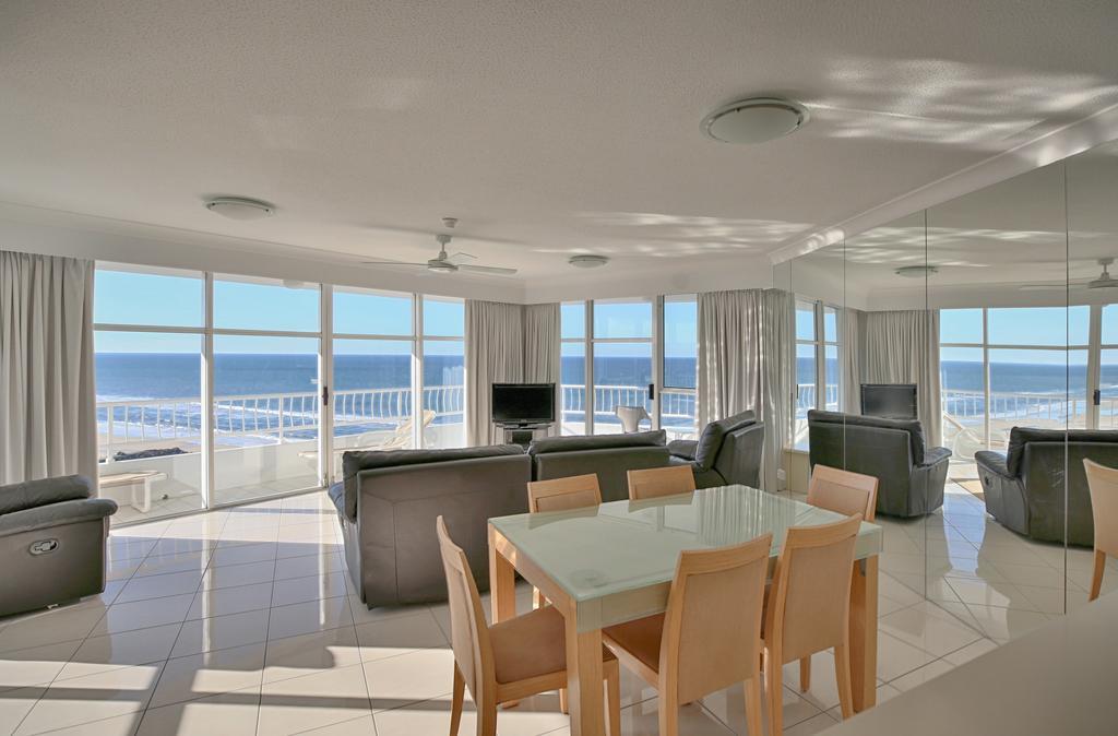 19Th Avenue On The Beach Gold Coast Eksteriør bilde